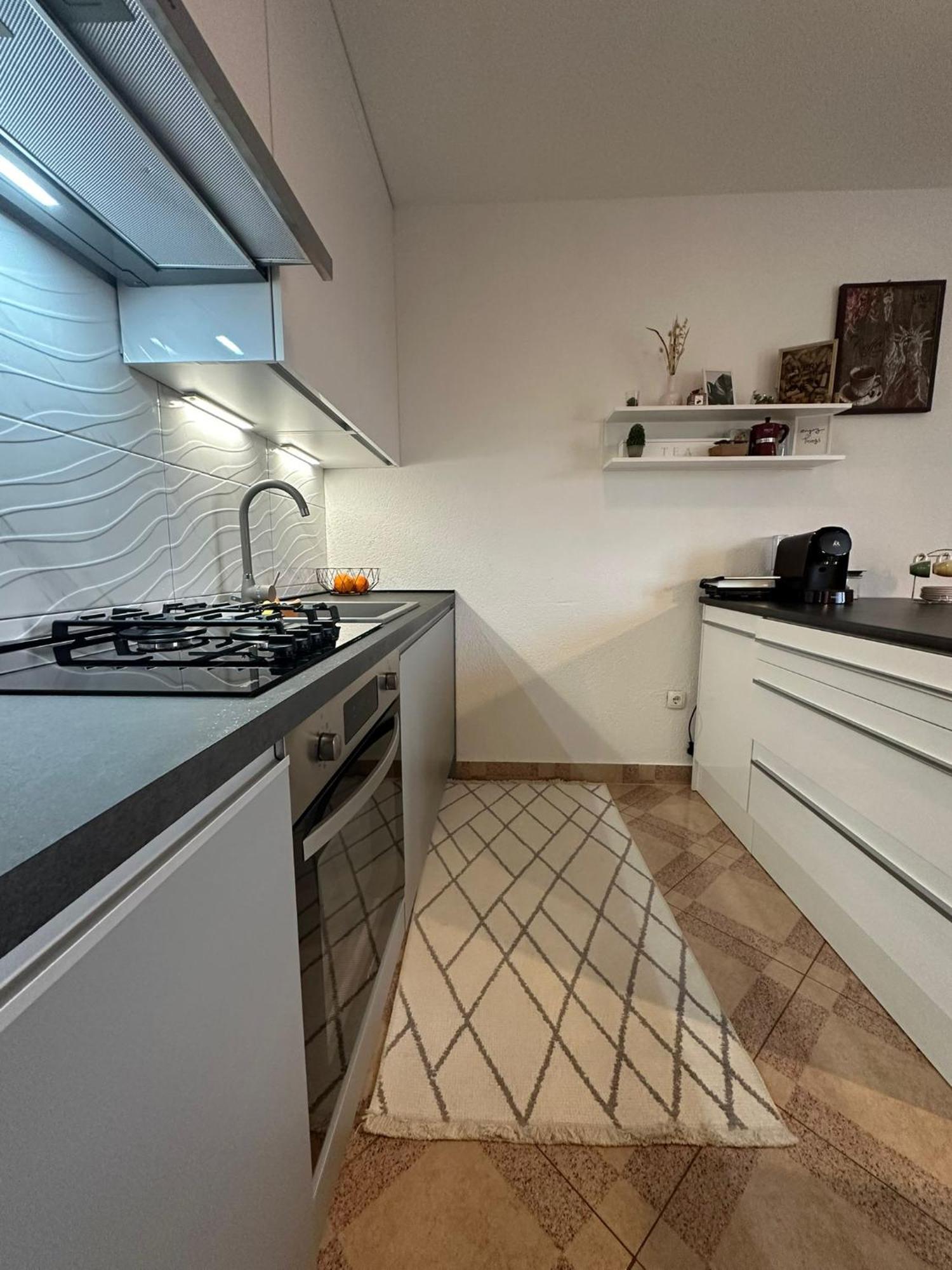 Spacious And Modern App With Big Terrace Малинська Екстер'єр фото