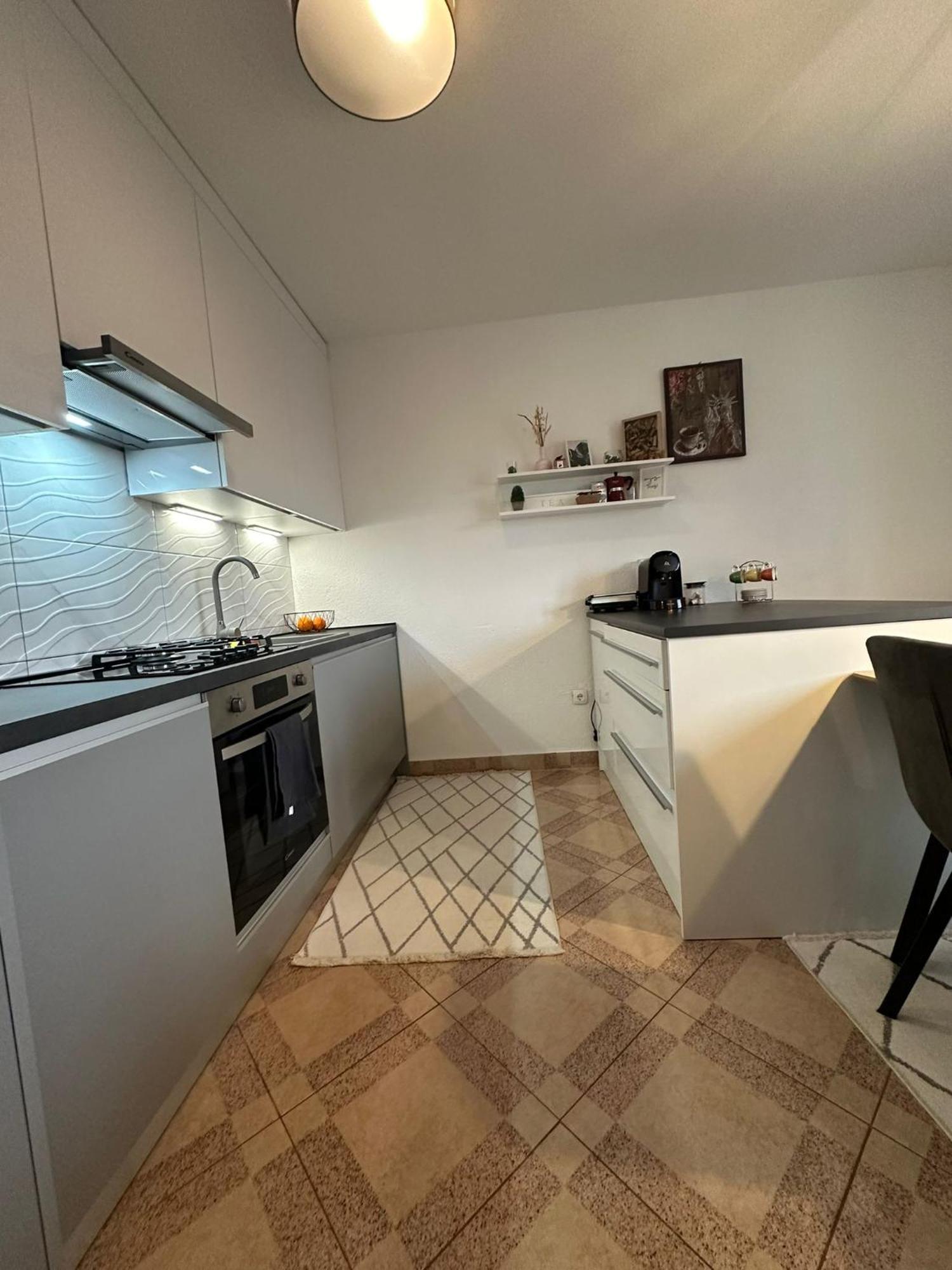Spacious And Modern App With Big Terrace Малинська Екстер'єр фото